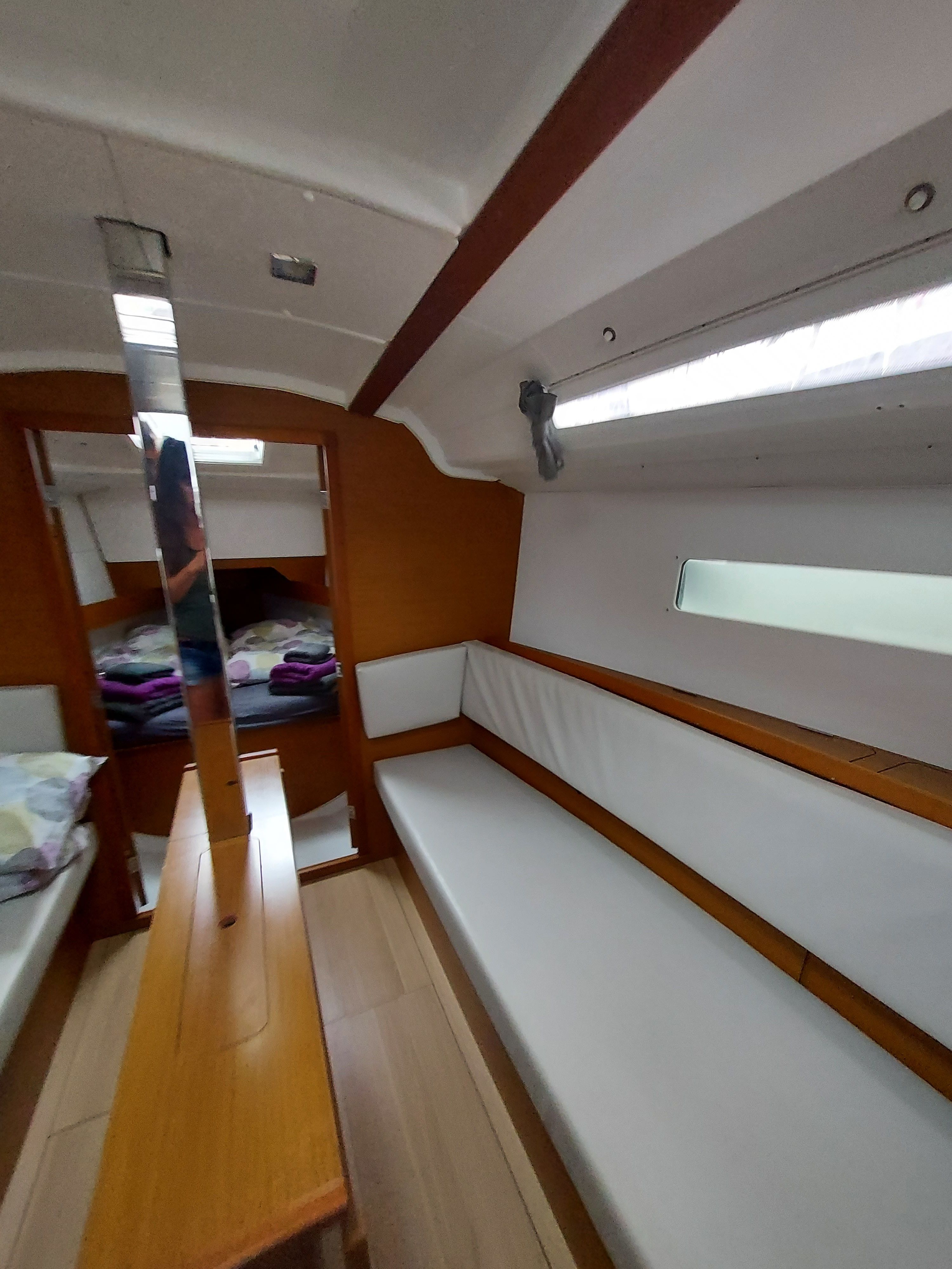 Jeanneau Sun Odyssey 349 | Castor
