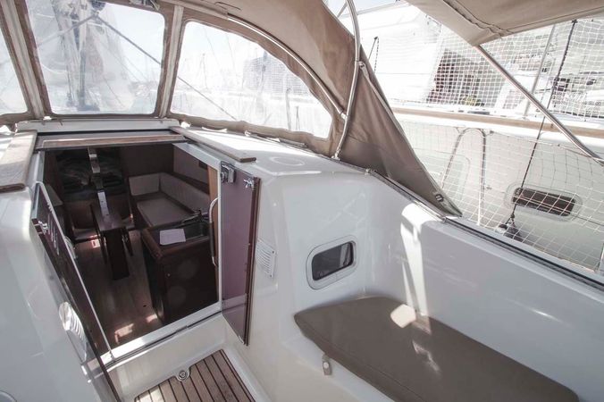 Jeanneau Sun Odyssey 349 | Castor