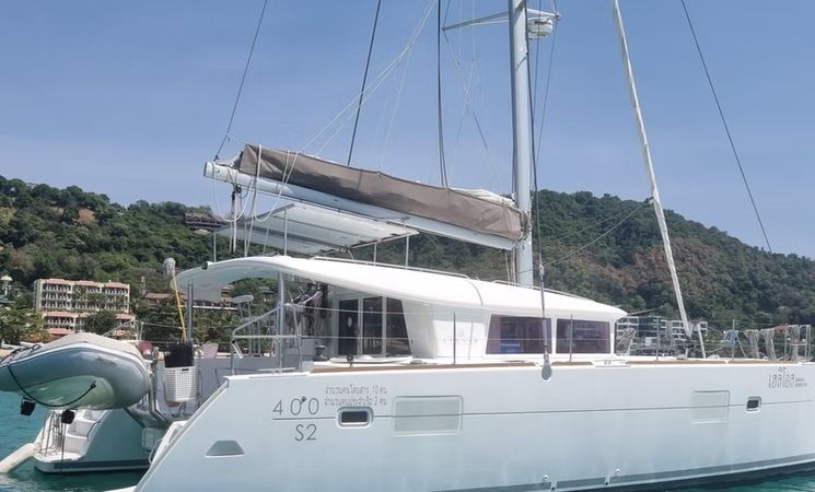Lagoon 400 S2 | Helios