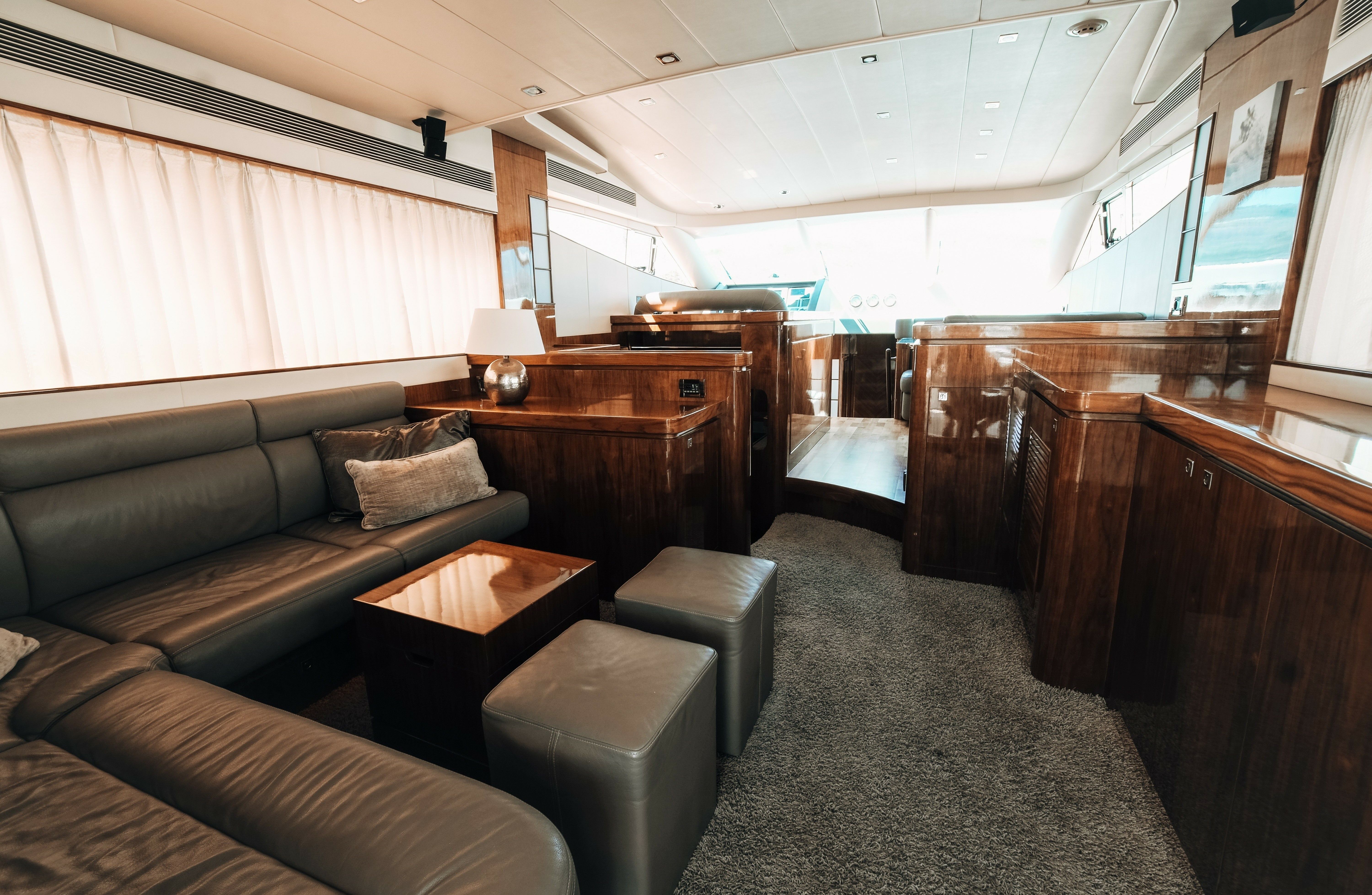 Elegance 60 | Lifestyle 1