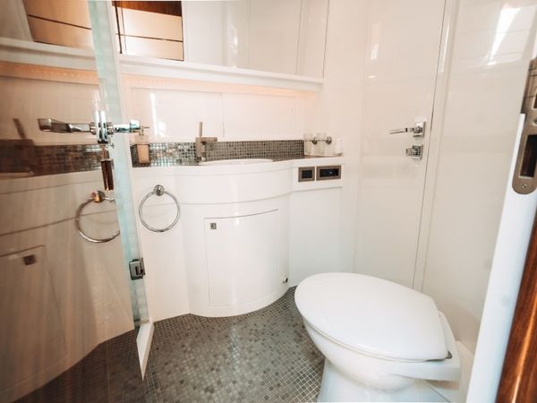 Elegance 60 | Lifestyle 1