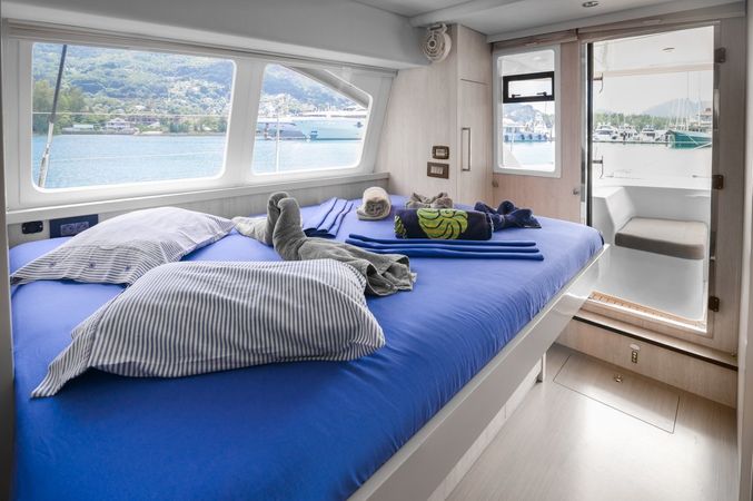 Leopard 58 | Between