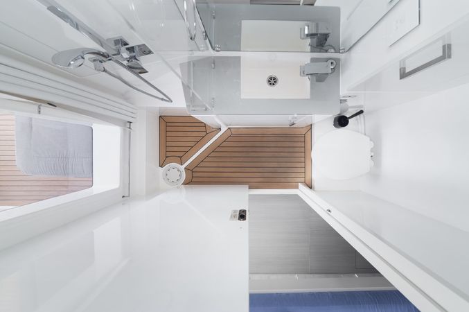 Leopard 58 | Between