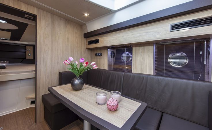 Cranchi M44 | Medusa