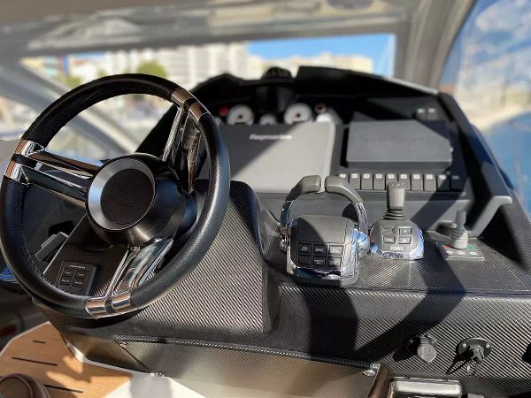 Cranchi M44 | Medusa