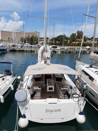 Dufour 390 | Inycum