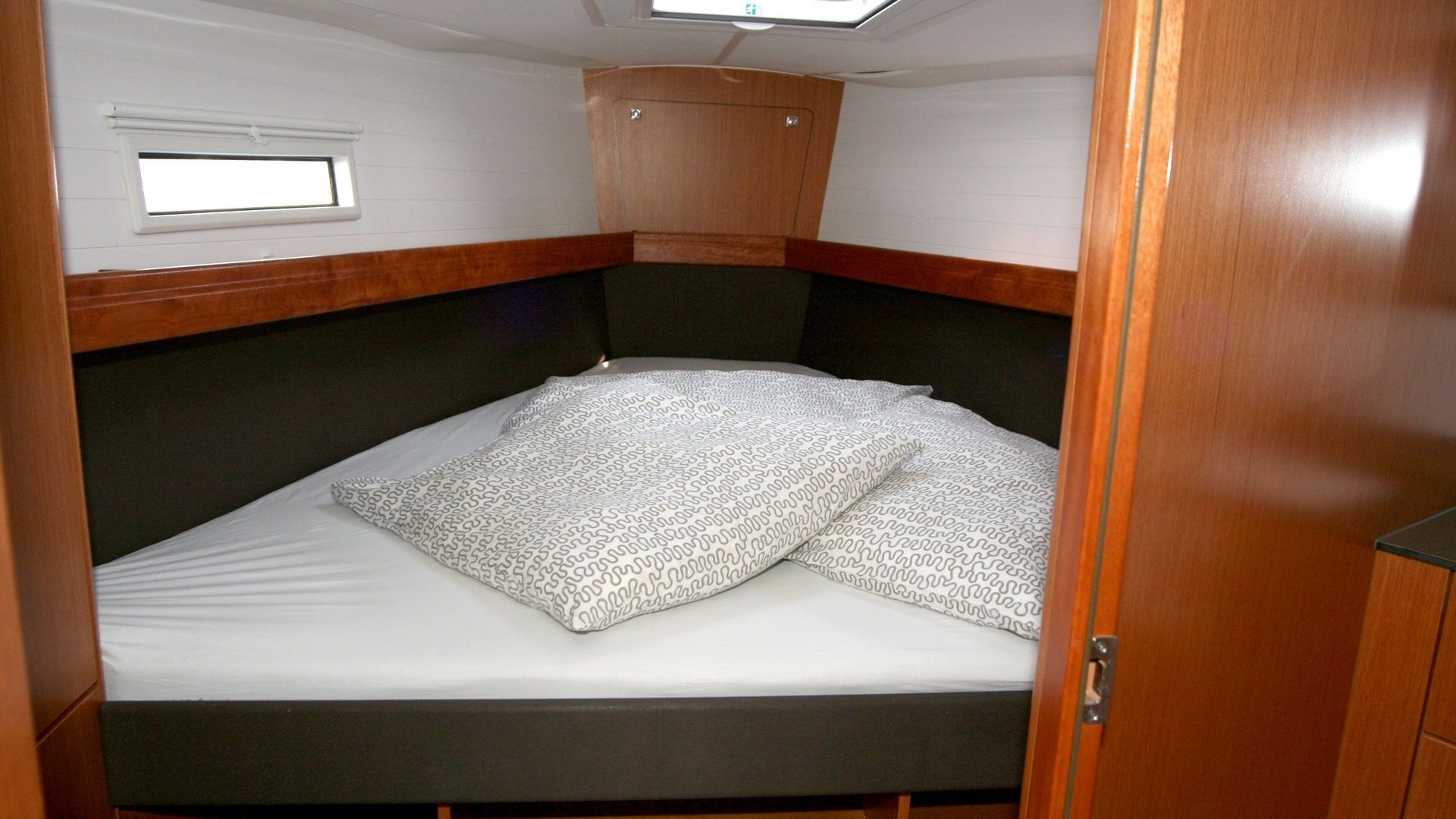 Bavaria Cruiser 41 | Raven