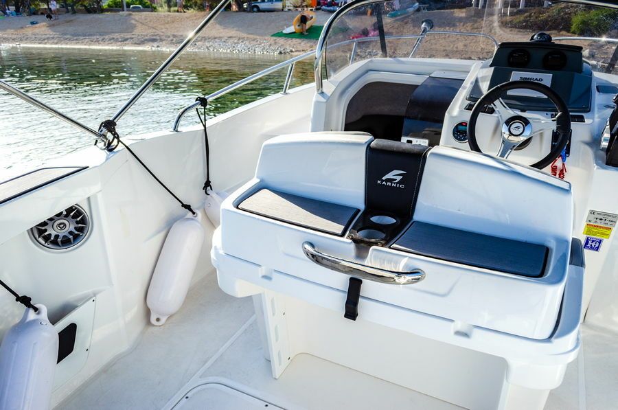 Karnic 602 | Speedboat