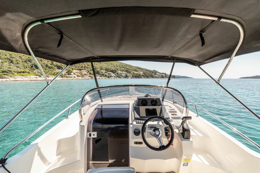 Karnic 602 | Speedboat