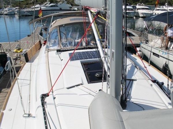 Jeanneau Sun Odyssey 419 | Mango Tango