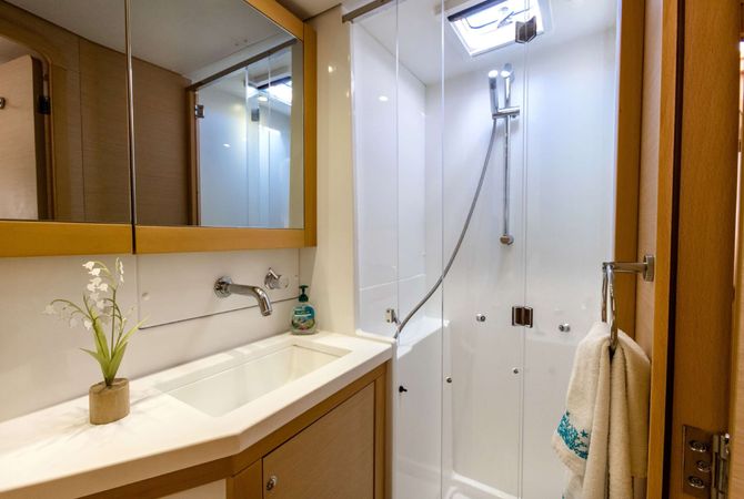 Lagoon 450 F | Opera Prima