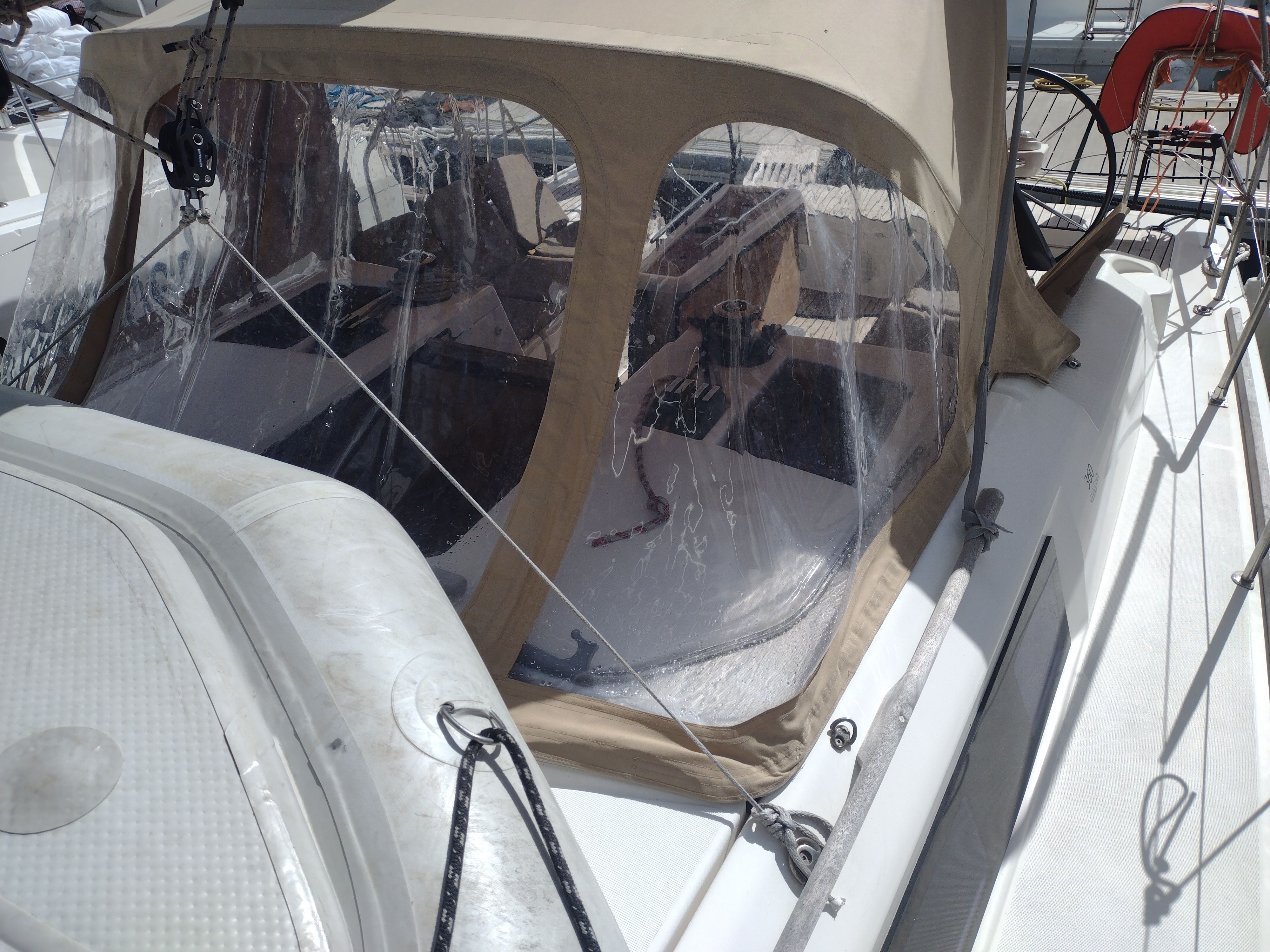 Dufour 360 | Faleos
