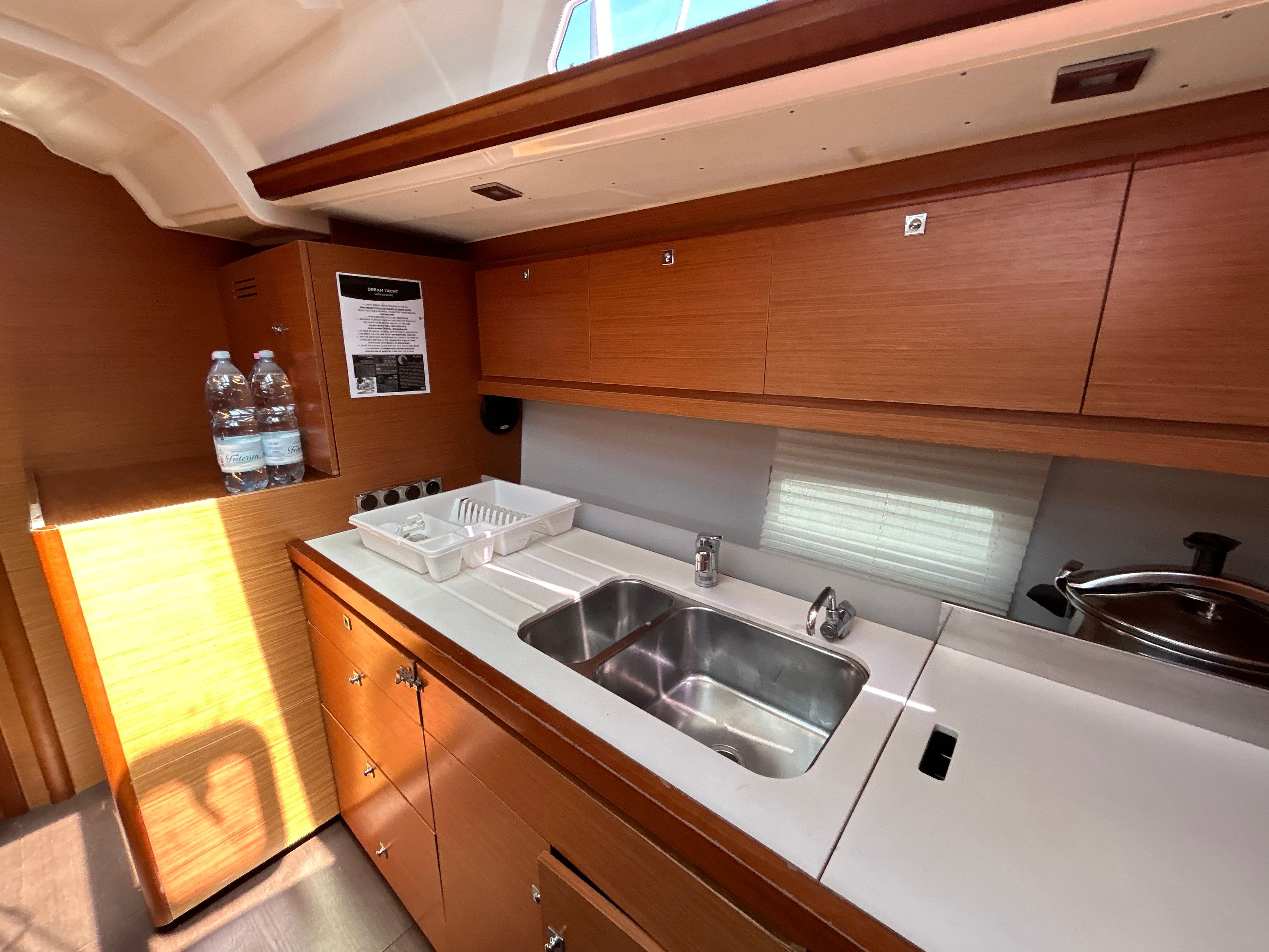 Dufour 430 | Abachi