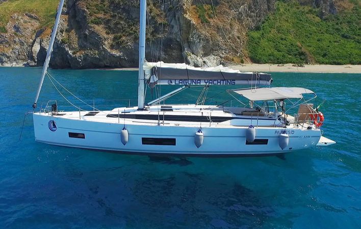 Bavaria C45 | Red Horizon