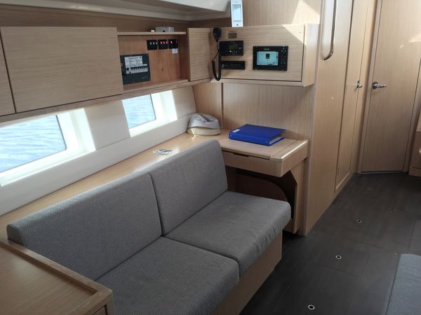 Bavaria C45 | Red Horizon