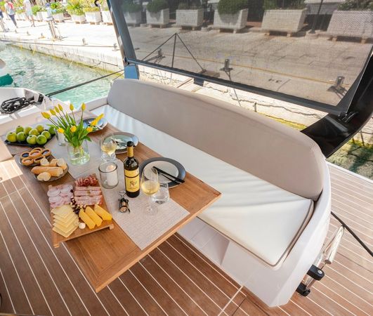 Sessa Fly 47 | Stardust