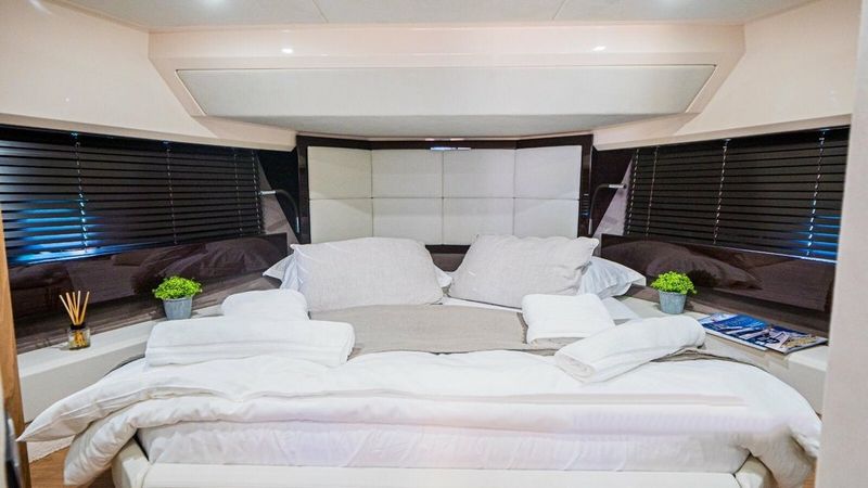 Sessa Fly 47 | Stardust