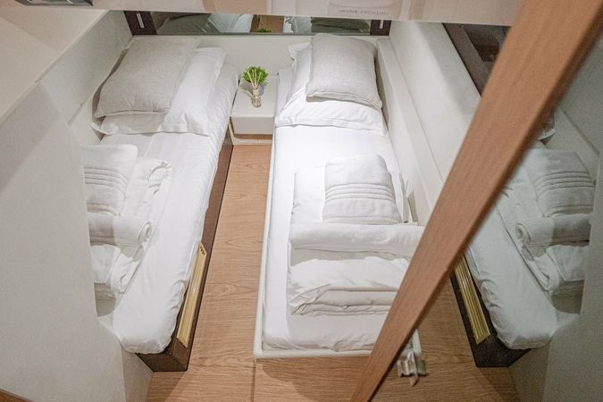 Sessa Fly 47 | Stardust