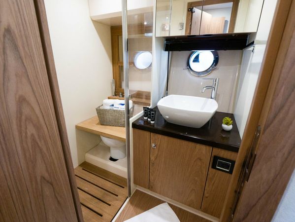 Sessa Fly 47 | Stardust