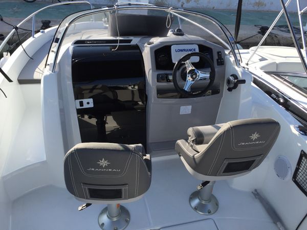 Jeanneau Cap Camarat 5.5 | Descarada