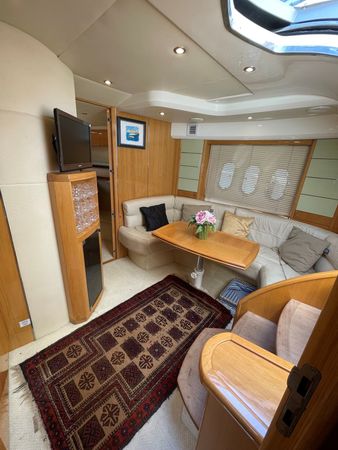 Absolute 39 | Lady M