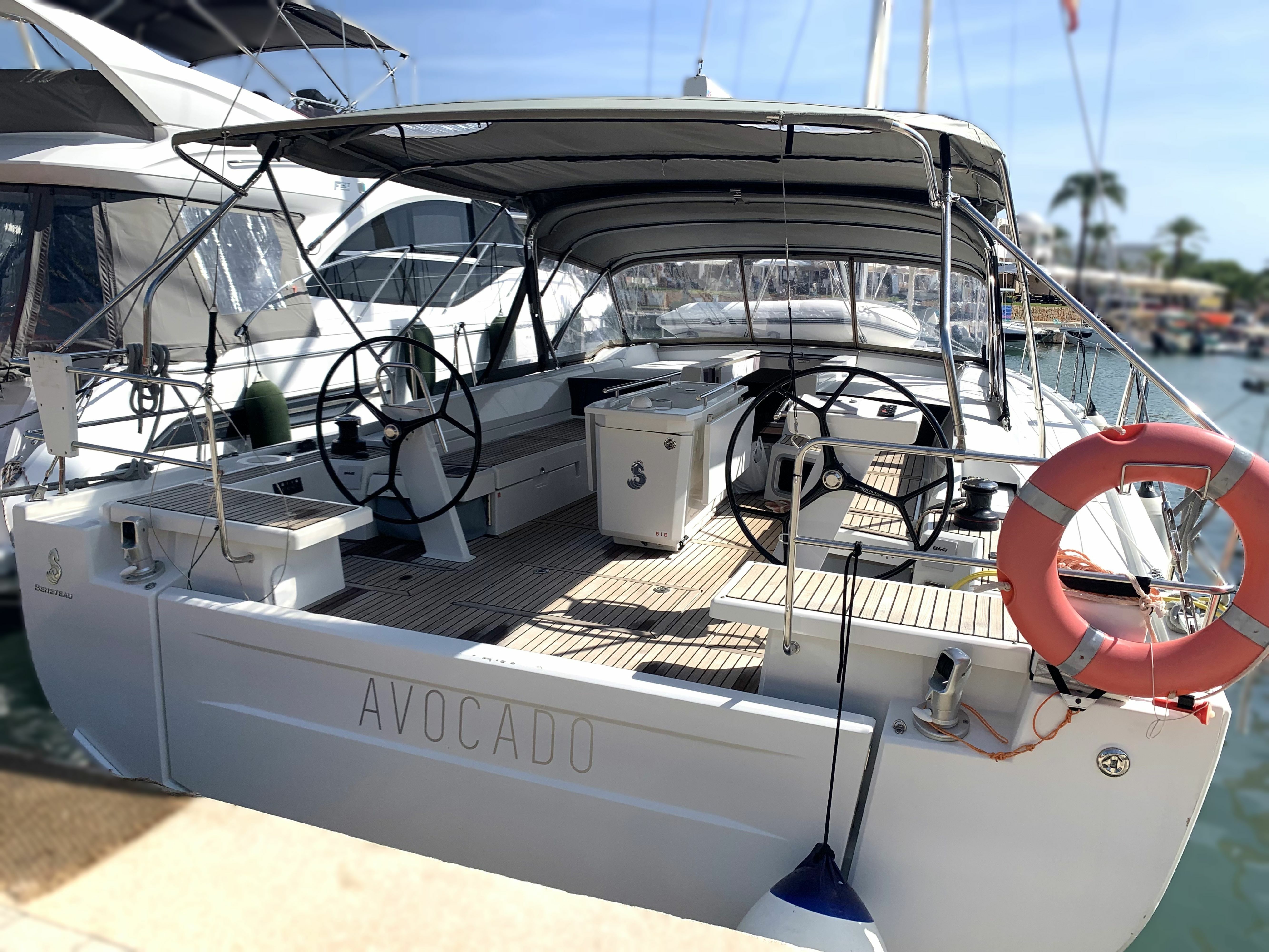 Beneteau Oceanis 51.1 | Avocado