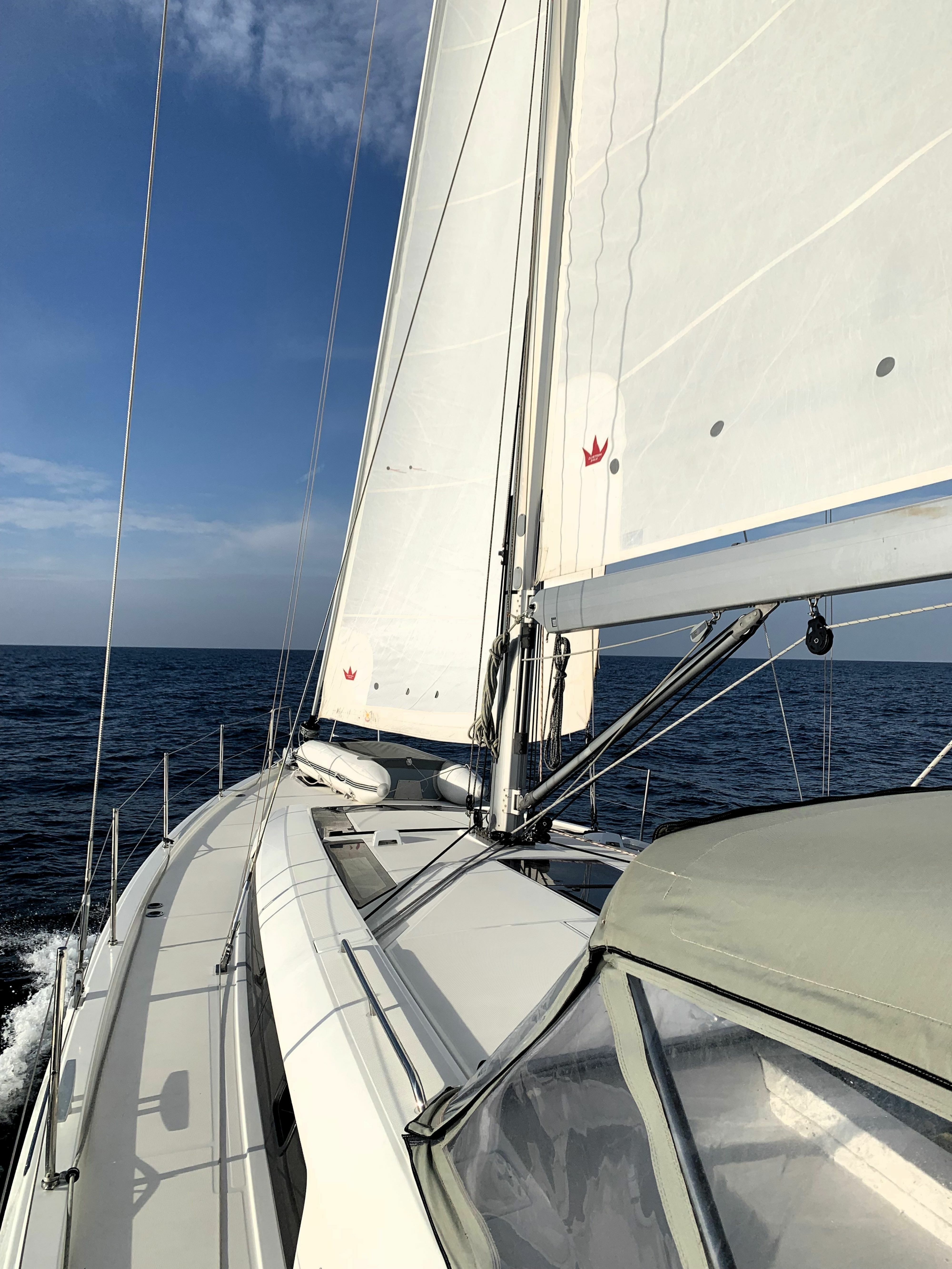 Beneteau Oceanis 51.1 | Avocado