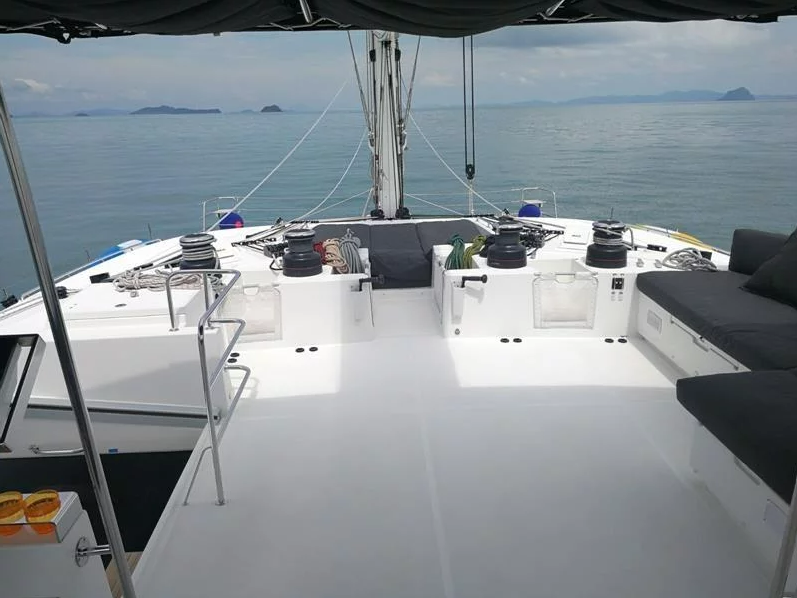 Lagoon 620 | Six Degrees