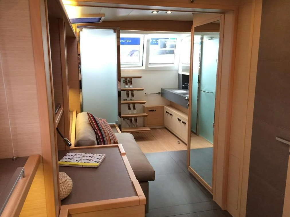 Lagoon 620 | Six Degrees