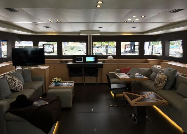 Lagoon 620 | Six Degrees