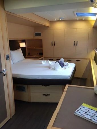 Lagoon 620 | Six Degrees