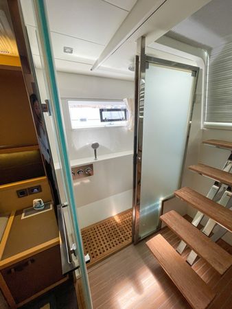 Lagoon 620 | Six Degrees