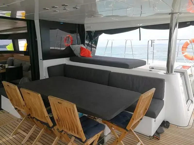 Lagoon 620 | Six Degrees