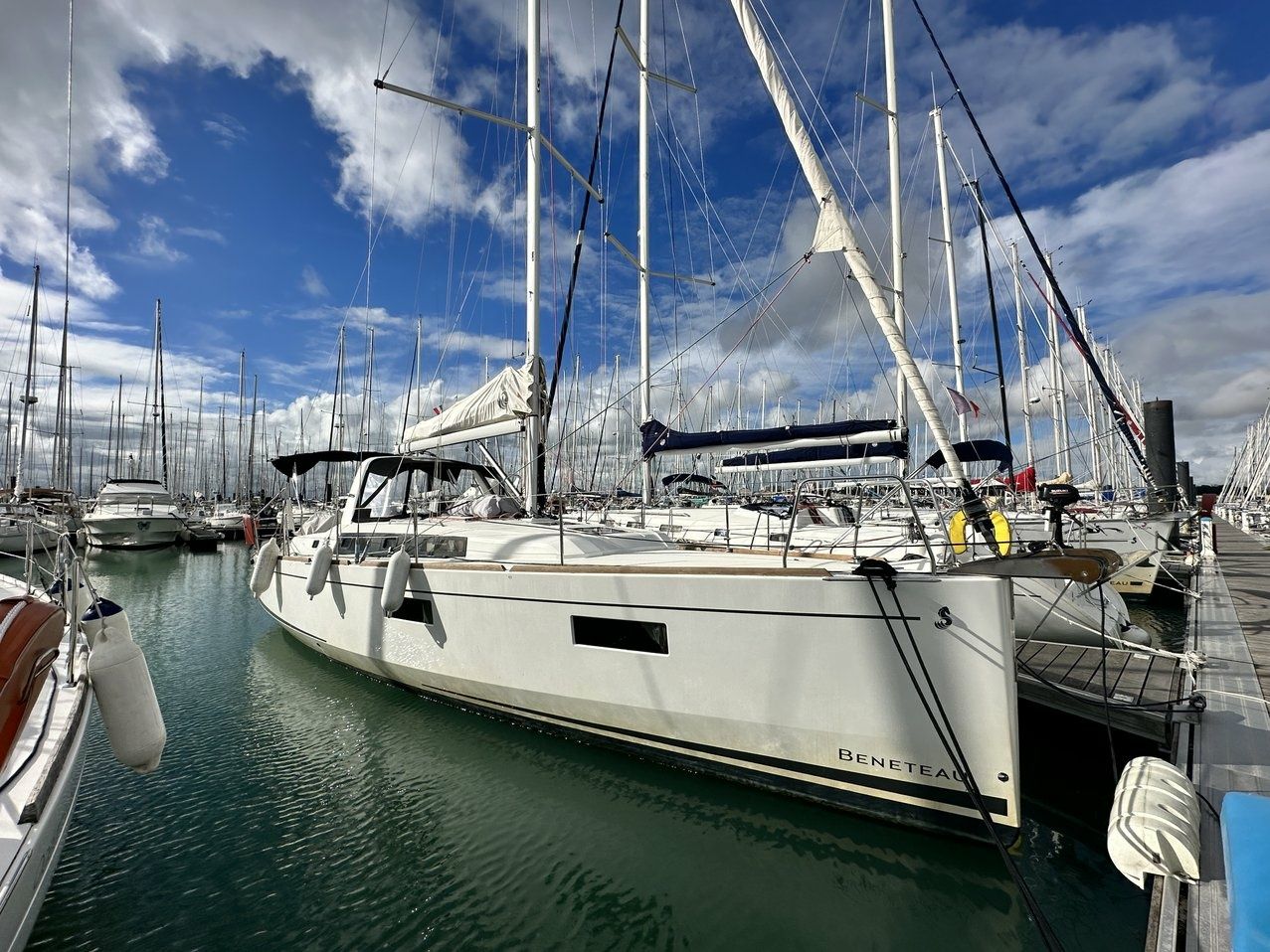 Beneteau Oceanis 38 | Delfino