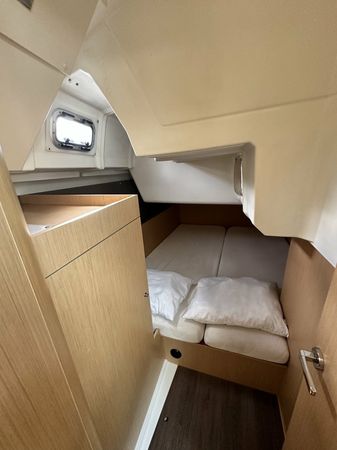 Beneteau Oceanis 38 | Delfino