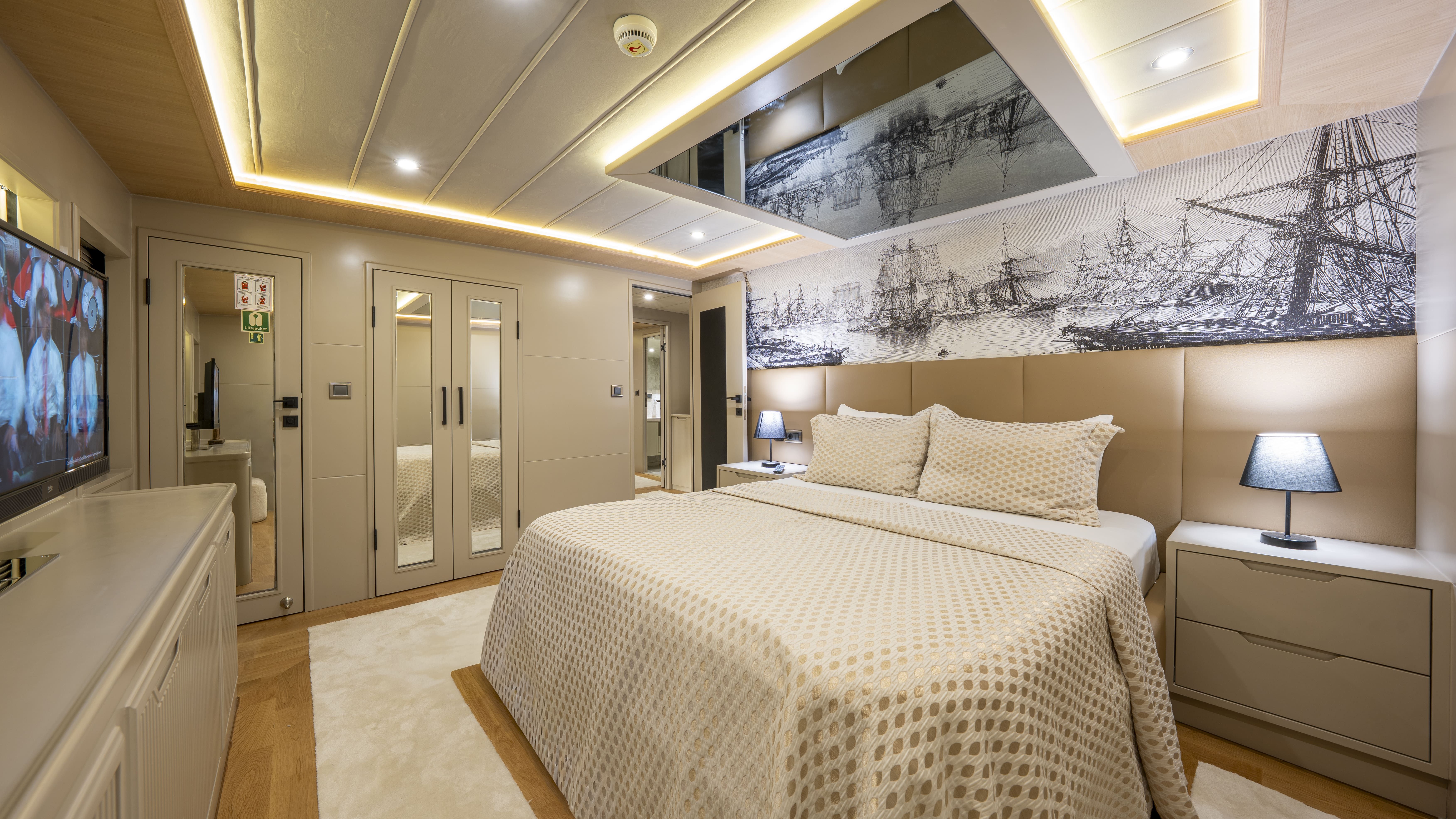 Trawler F | Simay F