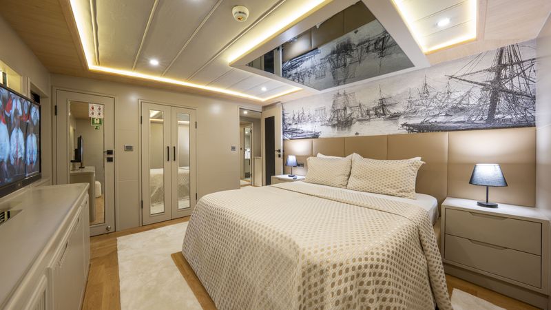 Trawler F | Simay F