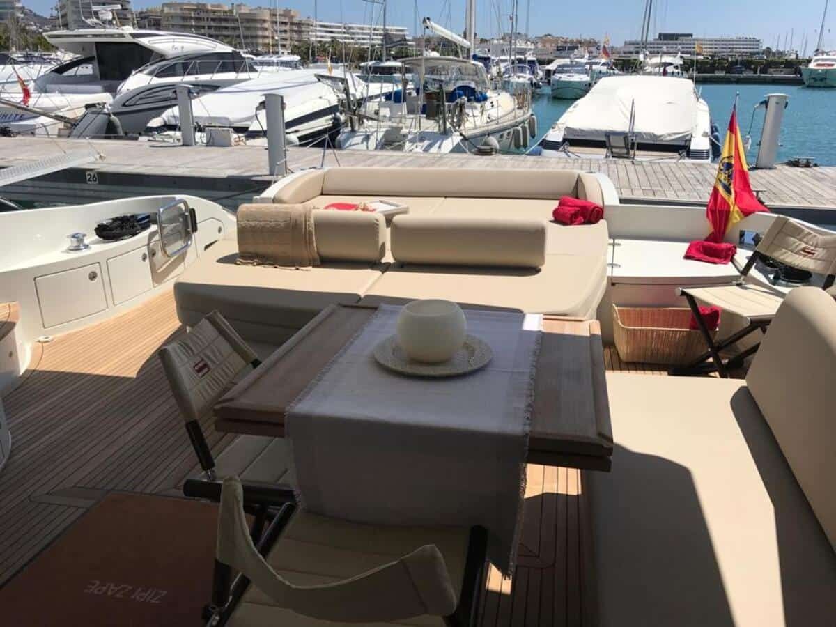 Azimut 68 | Zipizape