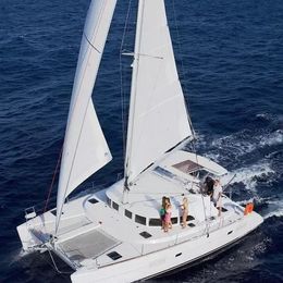 Lagoon 380 S2 | Whooper