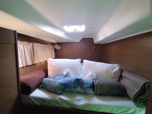 Lagoon 380 S2 | Whooper