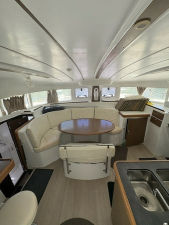 Lagoon 380 S2 | Whooper