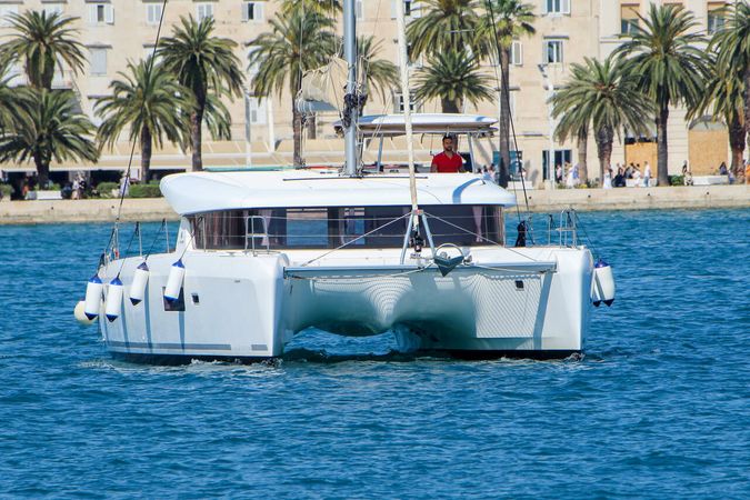 Lagoon 42 | Poppy