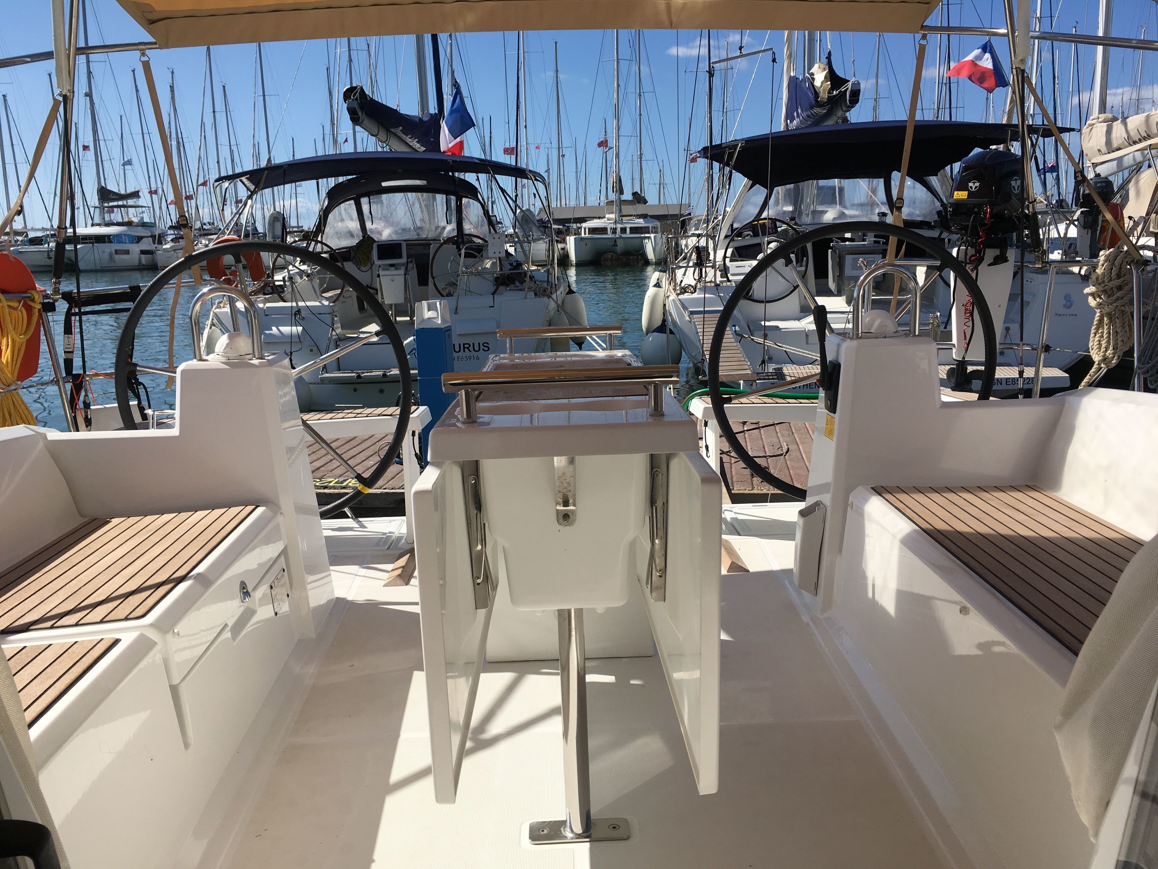 Beneteau Oceanis 38 | Magpie