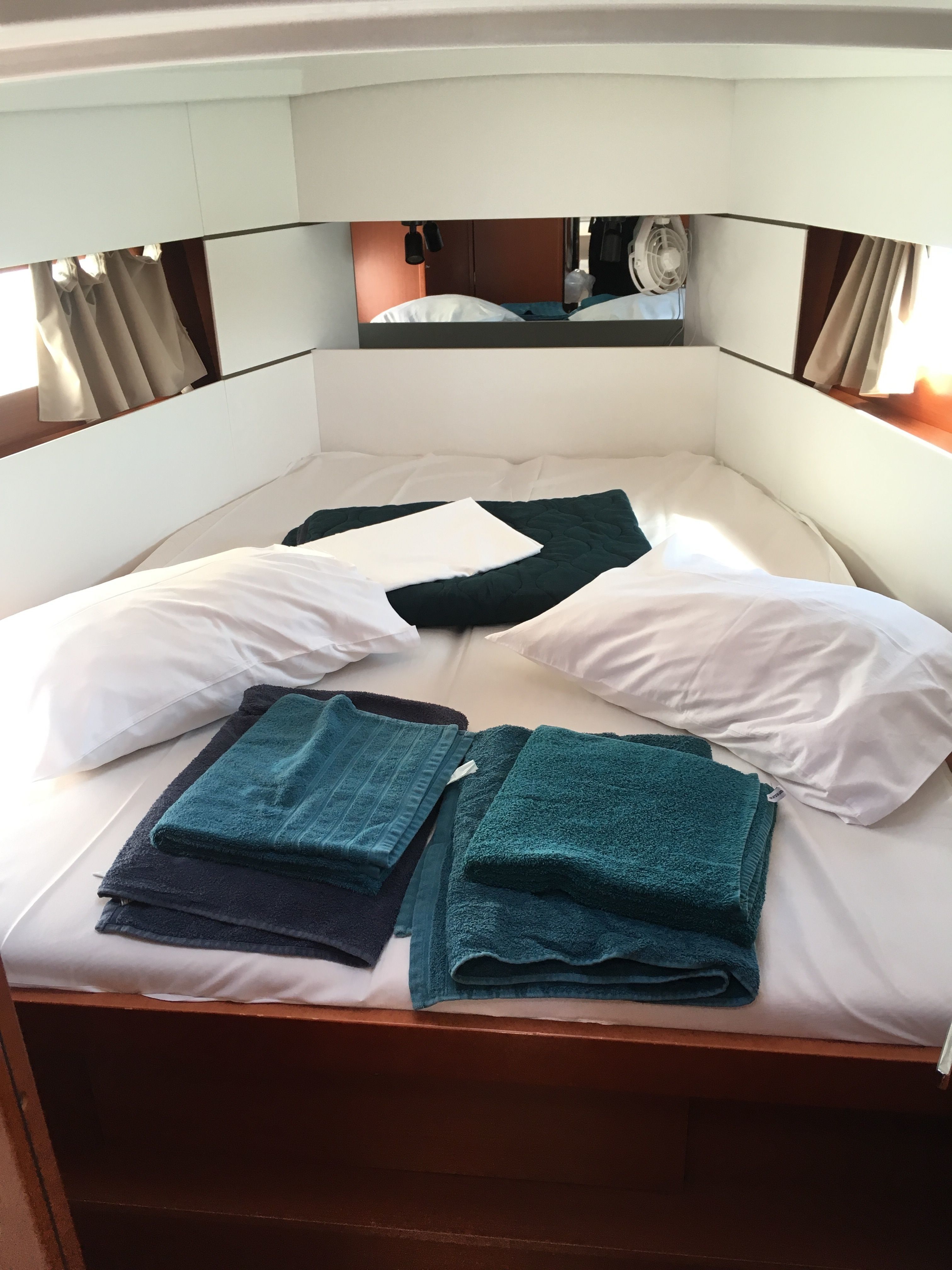 Beneteau Oceanis 38 | Magpie