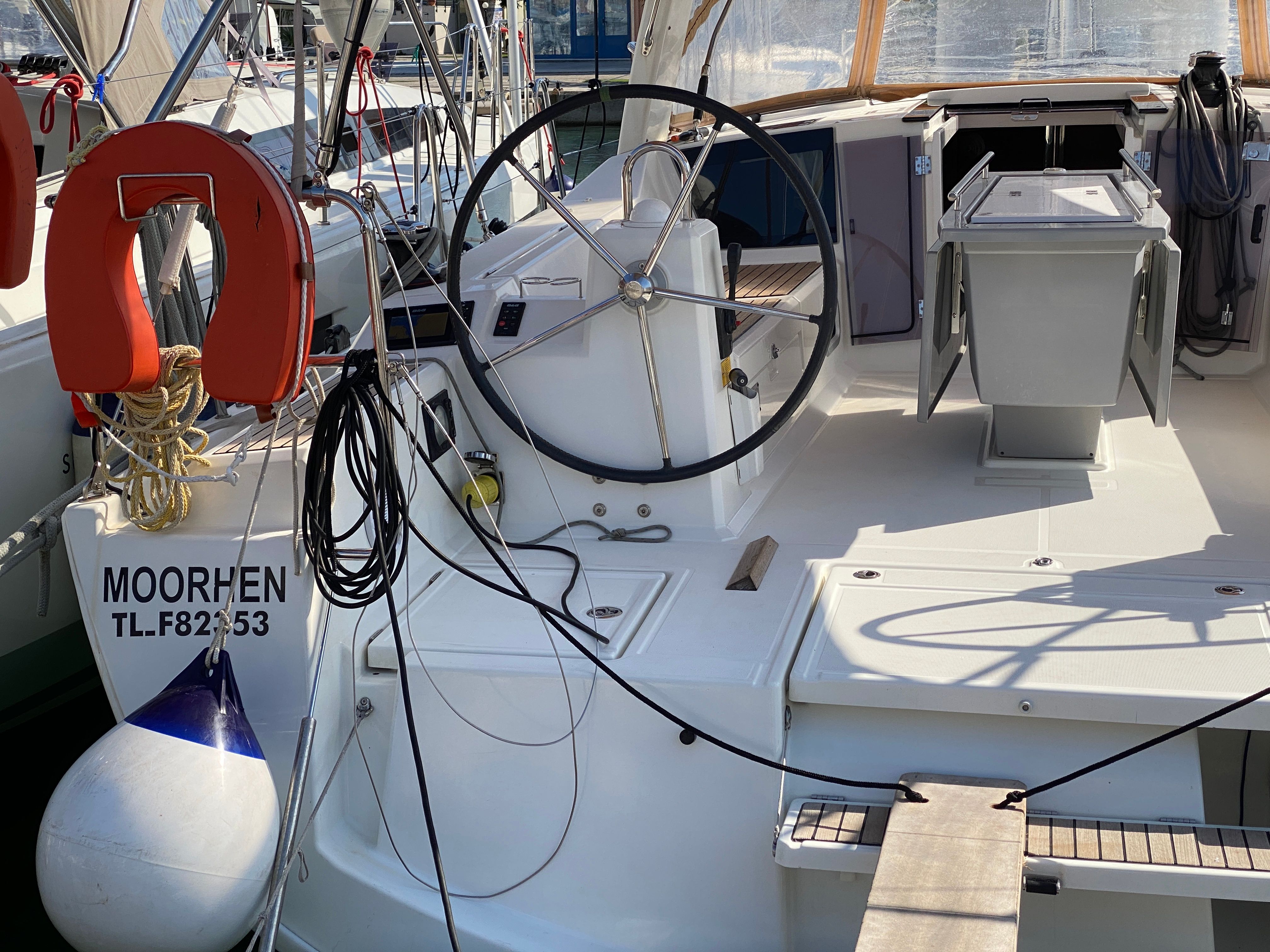 Beneteau Oceanis 41.1 | Moorhen