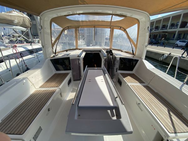 Beneteau Oceanis 41.1 | Moorhen