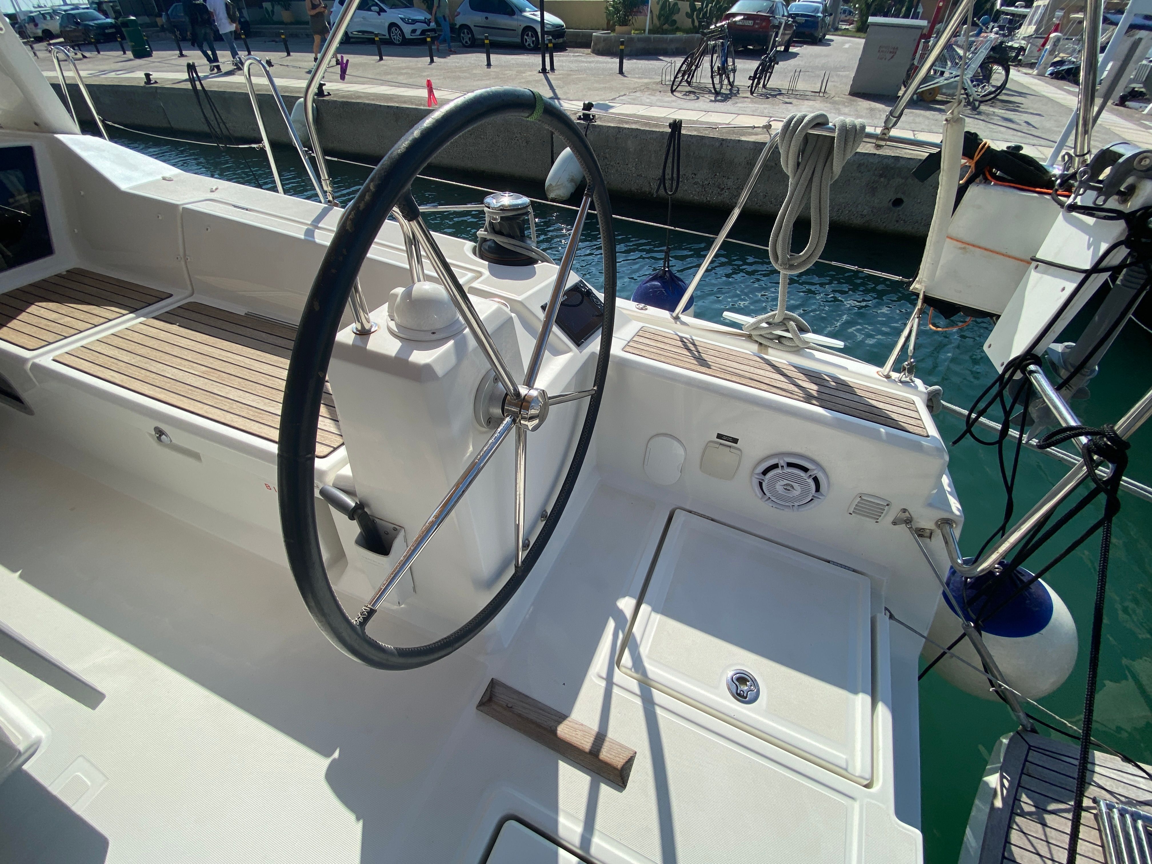 Beneteau Oceanis 41.1 | Moorhen