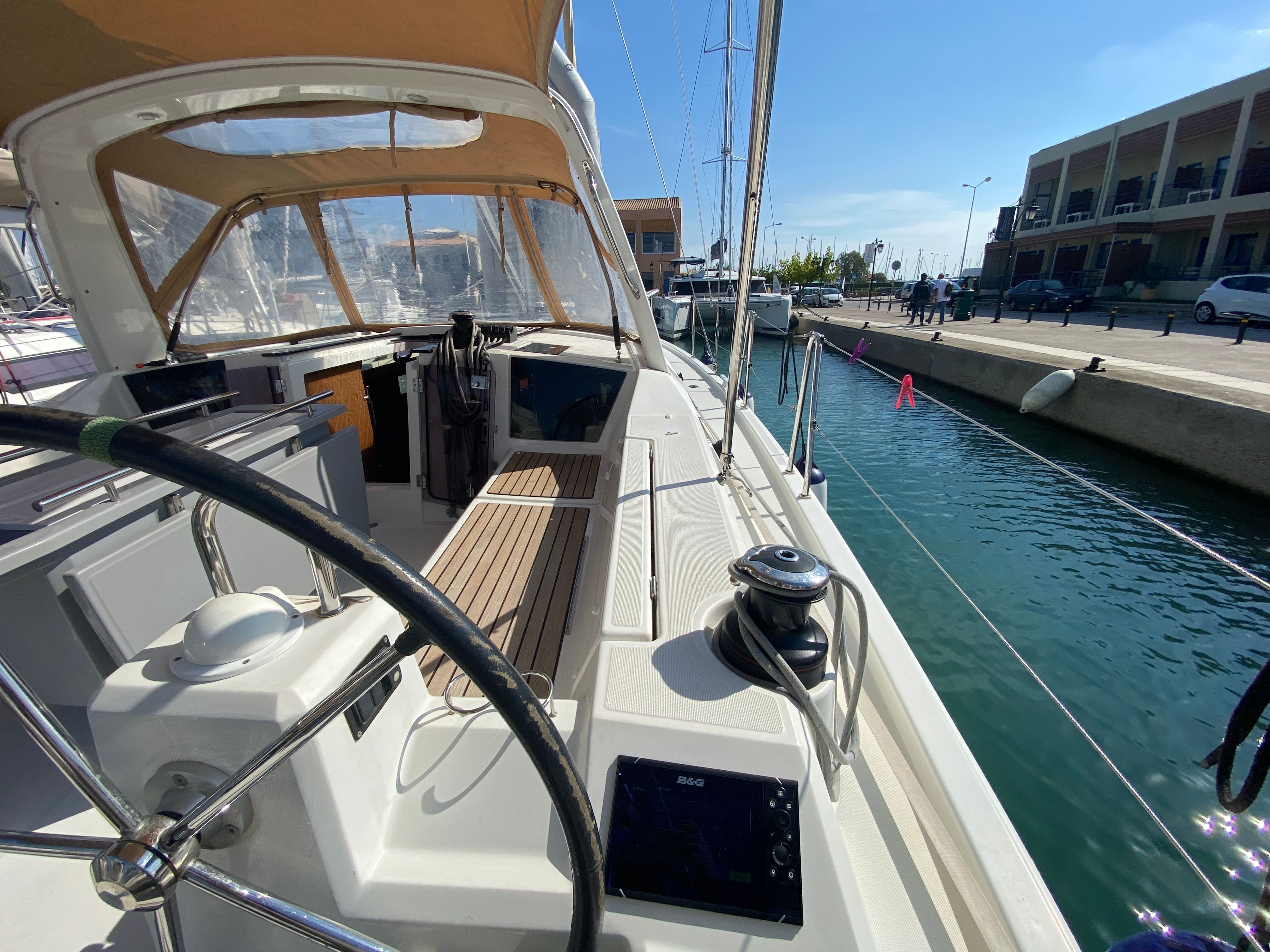 Beneteau Oceanis 41.1 | Moorhen