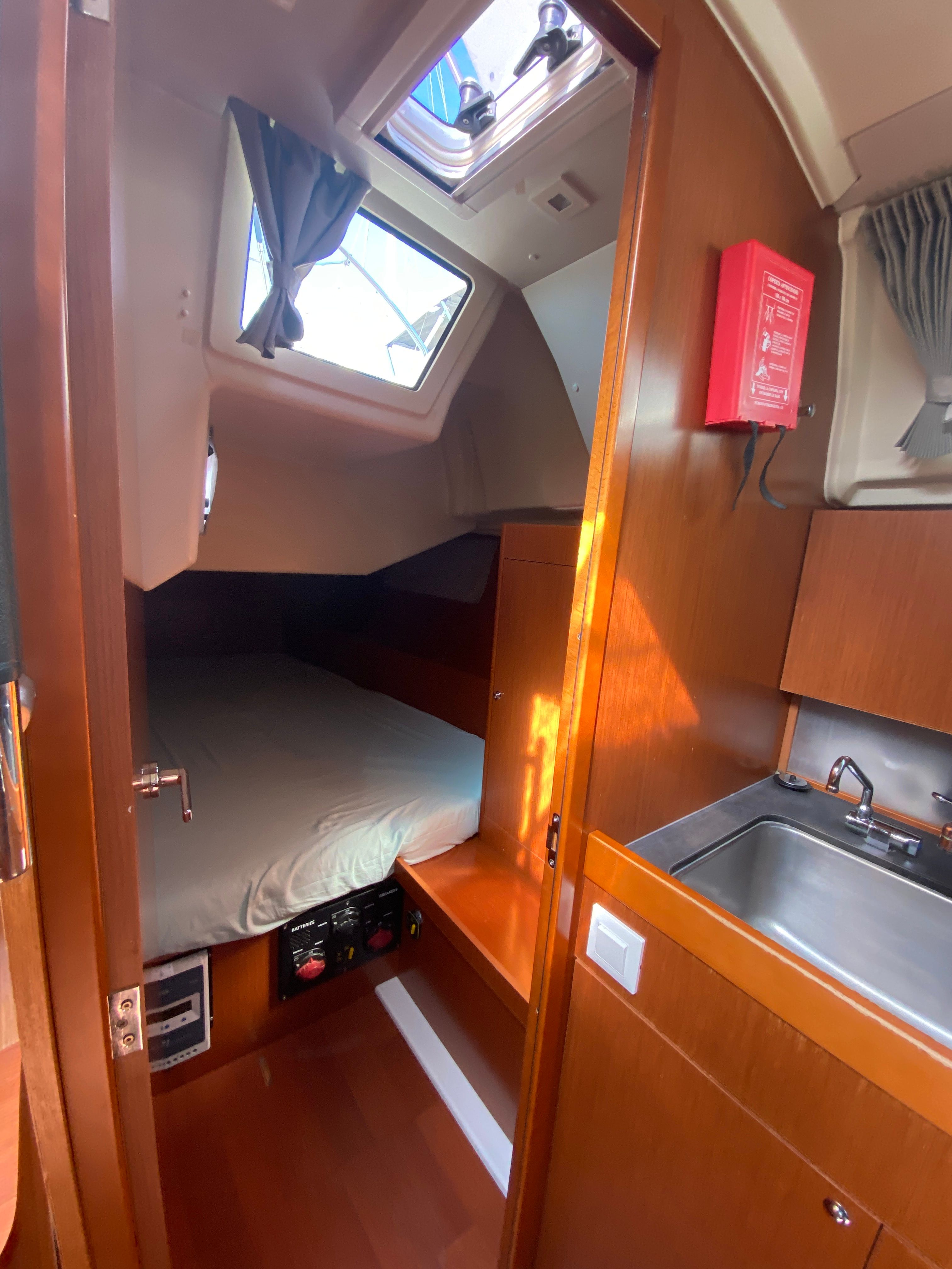 Beneteau Oceanis 41.1 | Moorhen