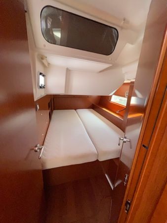 Beneteau Oceanis 46.1 | Robin